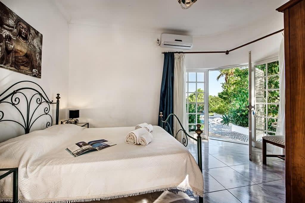 Villa Cabrita, Superb Location, Large Villa, Walk To Restaurants, Supermarkets Beach Гия Экстерьер фото