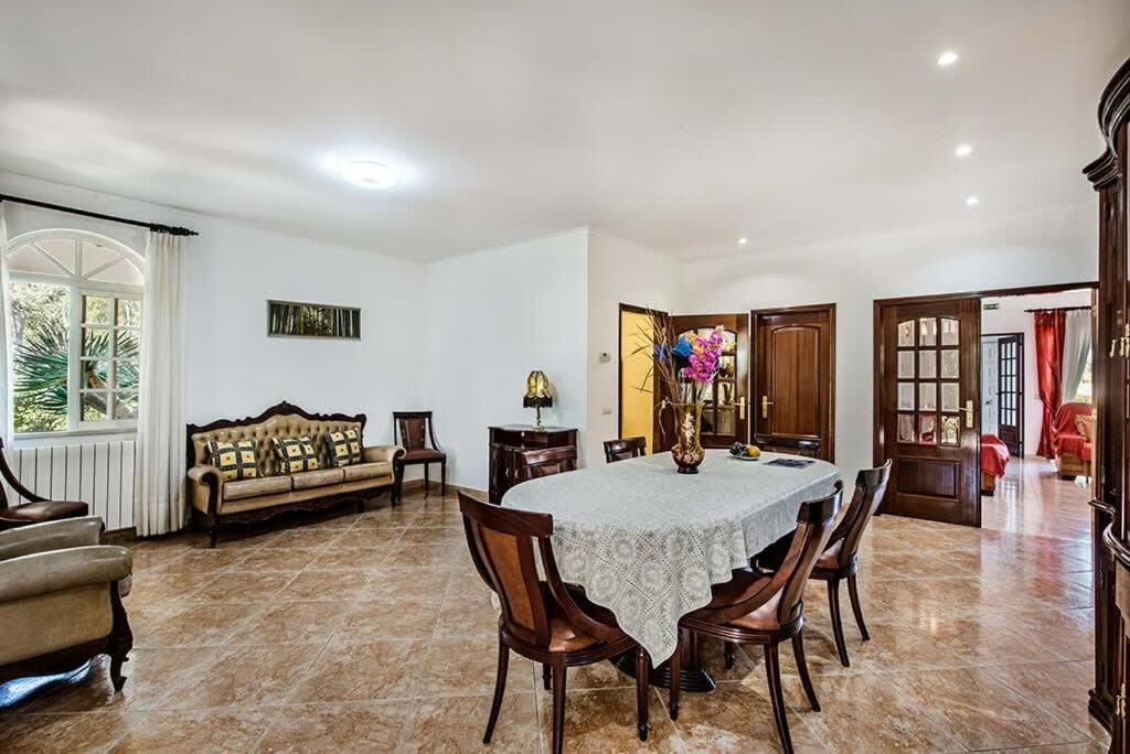 Villa Cabrita, Superb Location, Large Villa, Walk To Restaurants, Supermarkets Beach Гия Экстерьер фото